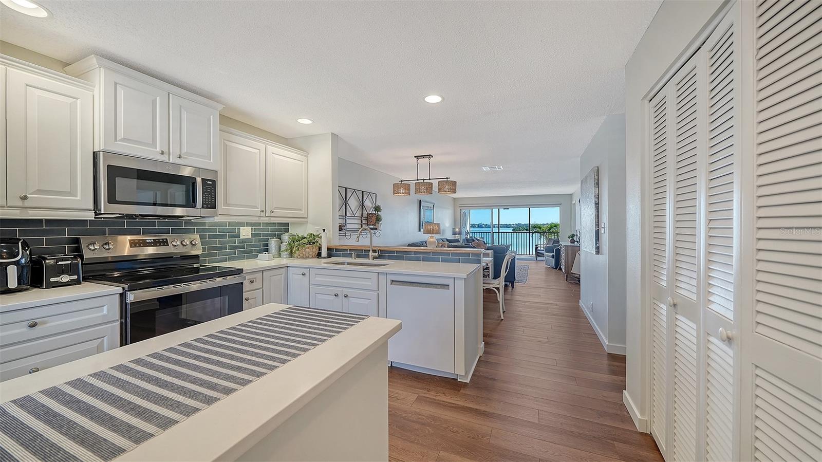 8977 MIDNIGHT PASS ROAD 222