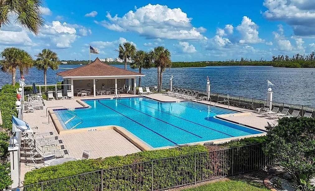 SUNRISE COVE SEC 3 - Residential