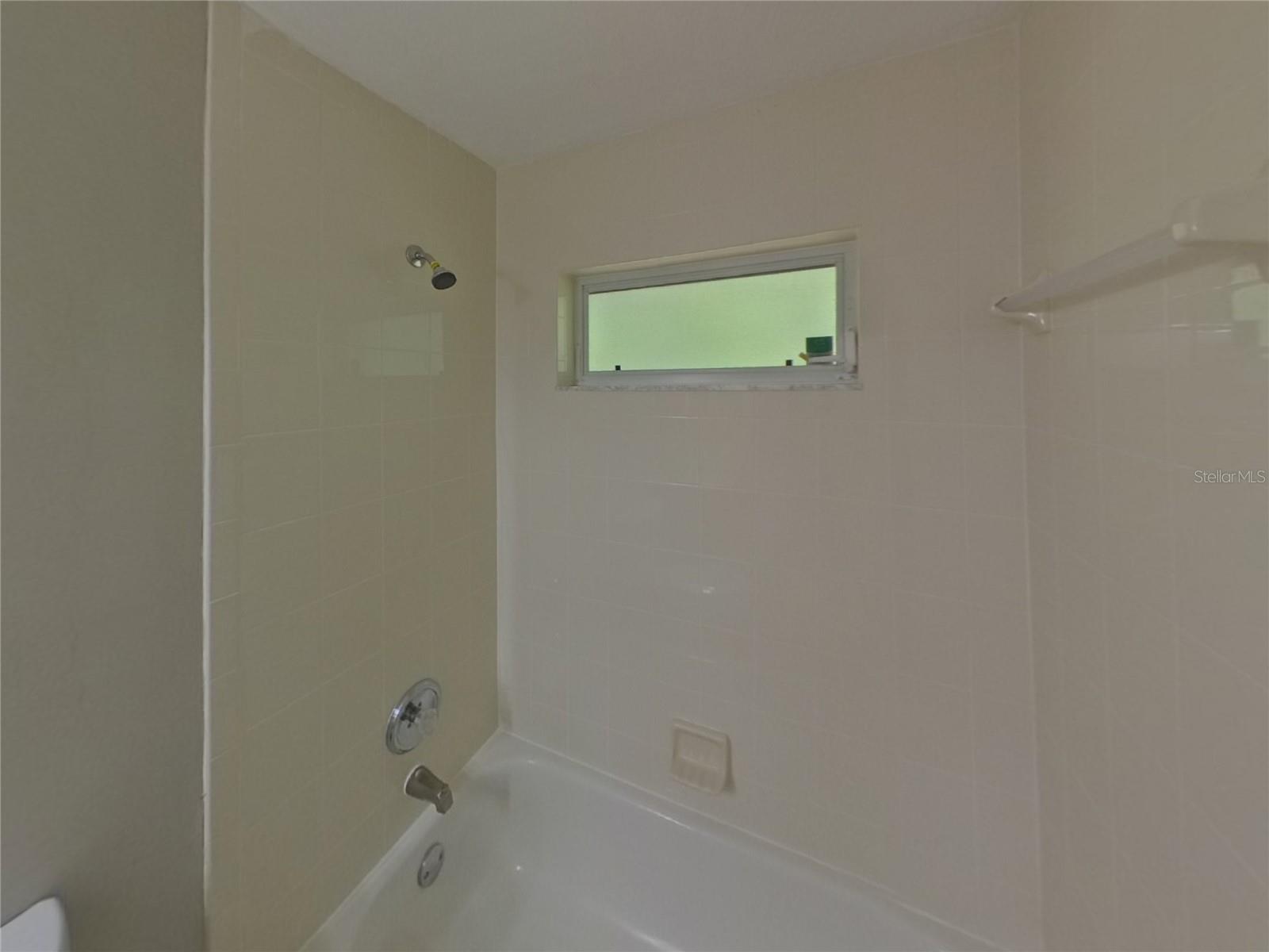 PORT CHARLOTTE SUB 02 - Residential Lease