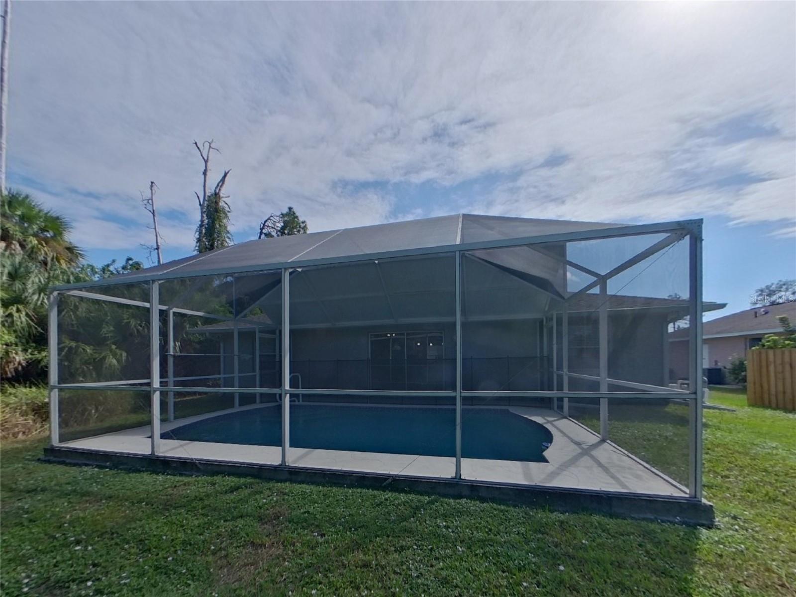 PORT CHARLOTTE SUB 02 - Residential Lease