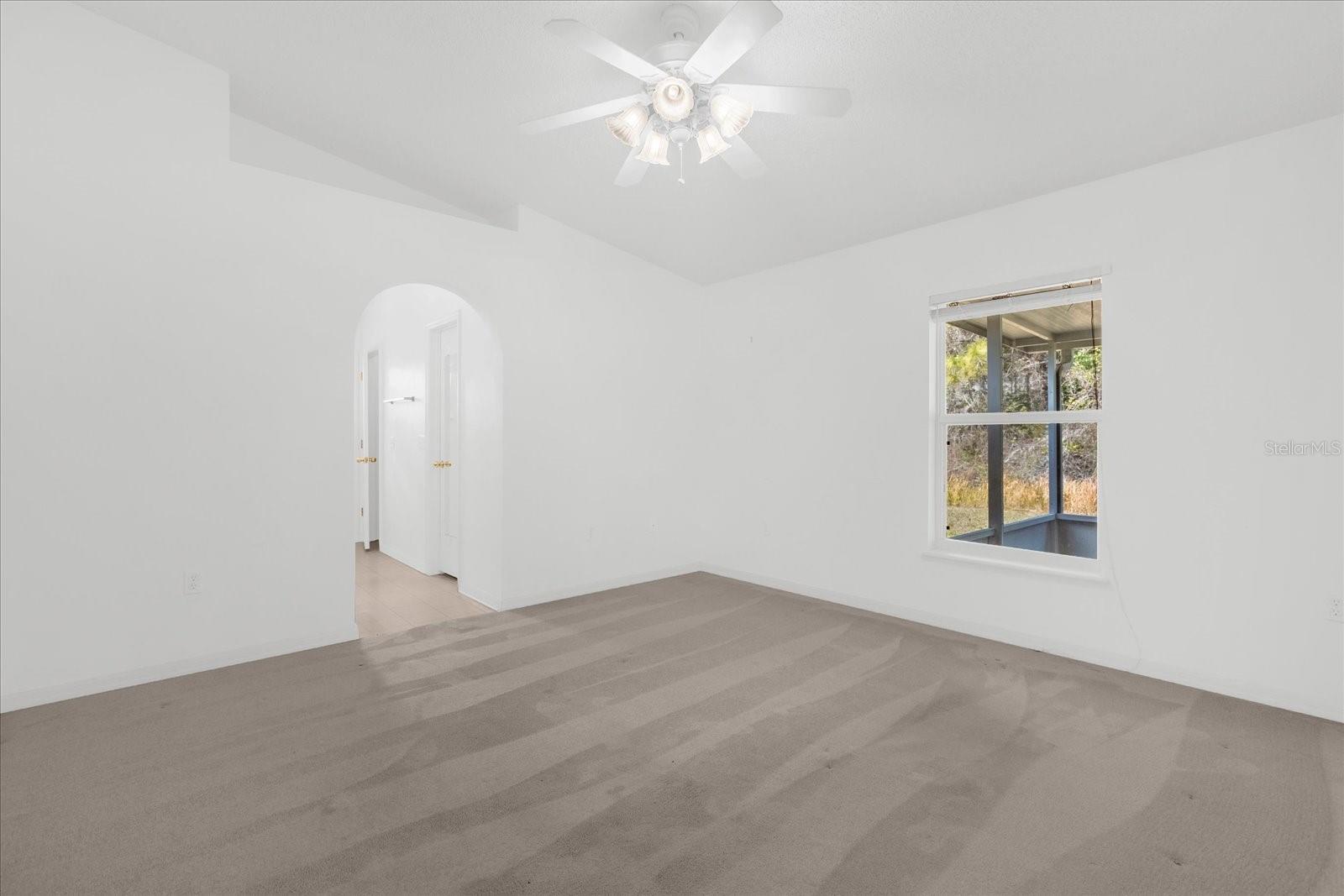 CORNER LAKE PH 03 A & B - Residential