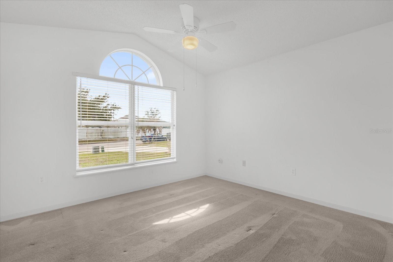 CORNER LAKE PH 03 A & B - Residential