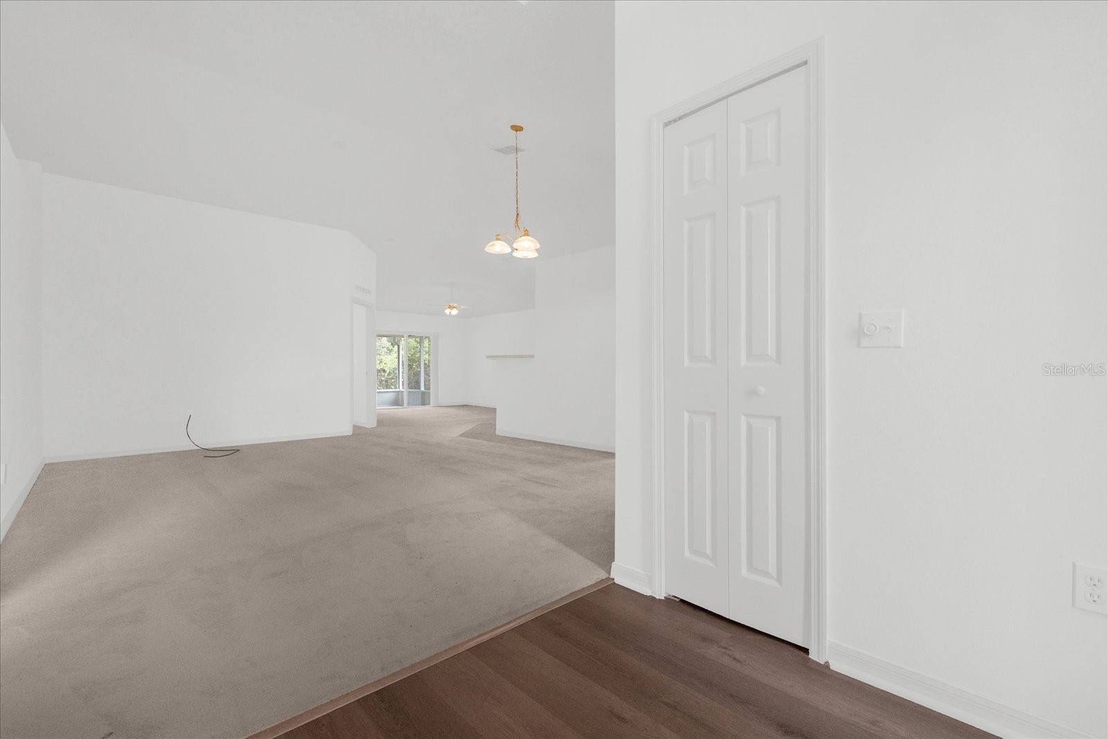 CORNER LAKE PH 03 A & B - Residential