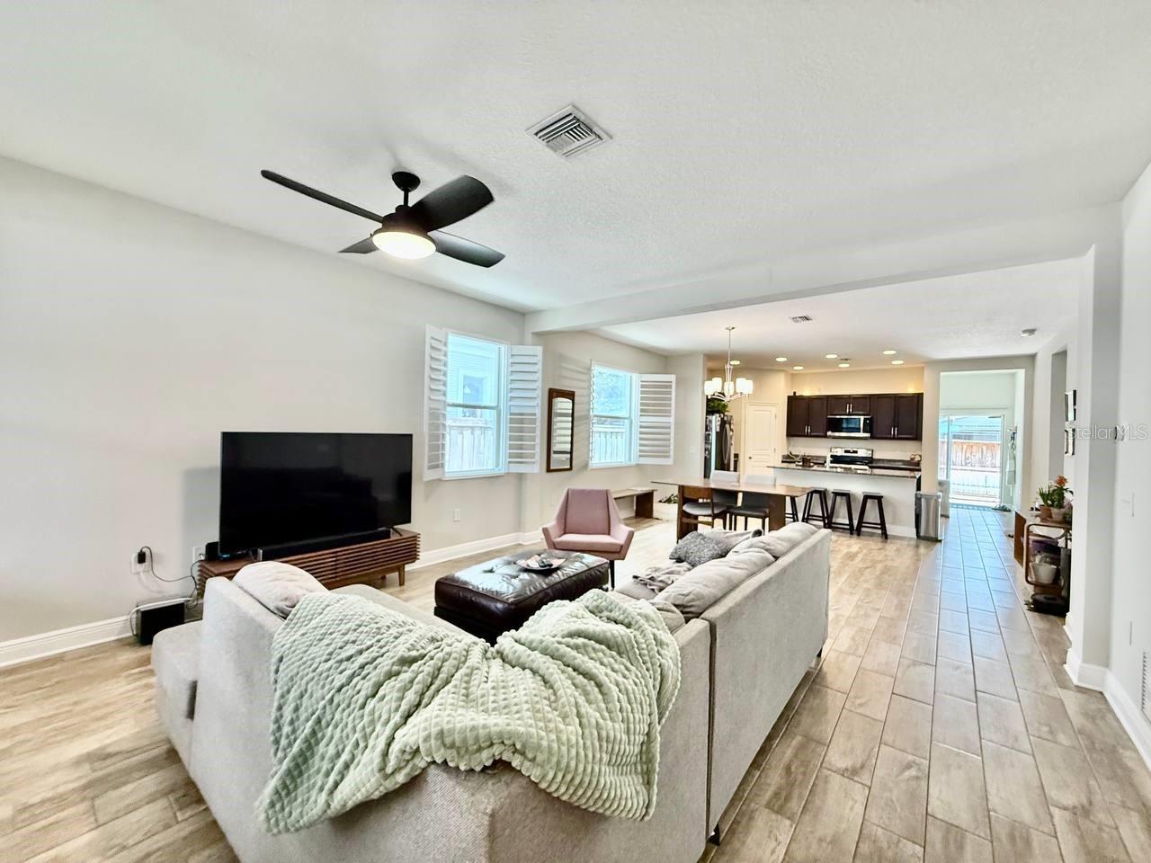 ARLINGTON HEIGHTS - Residential Lease