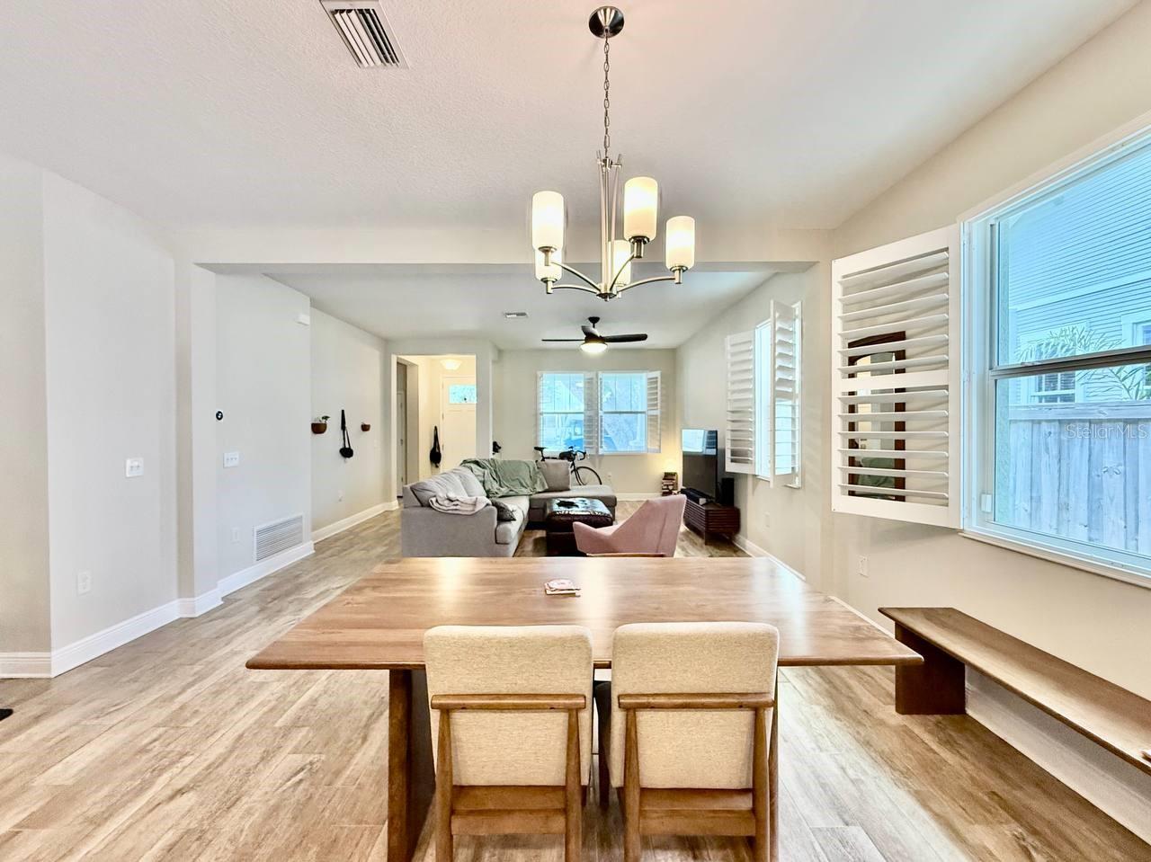 ARLINGTON HEIGHTS - Residential Lease