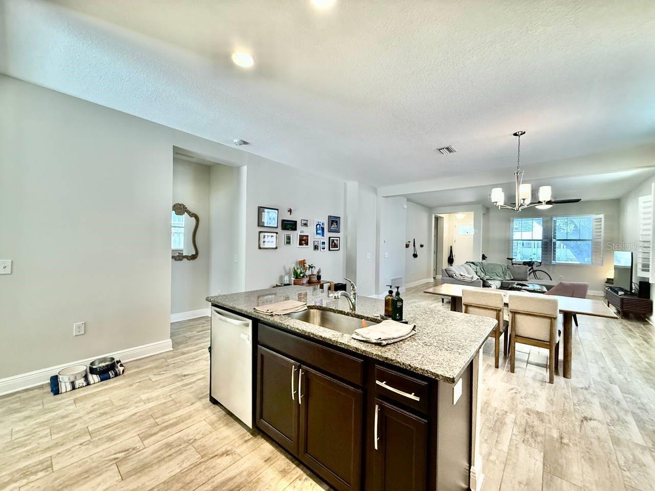 ARLINGTON HEIGHTS - Residential Lease