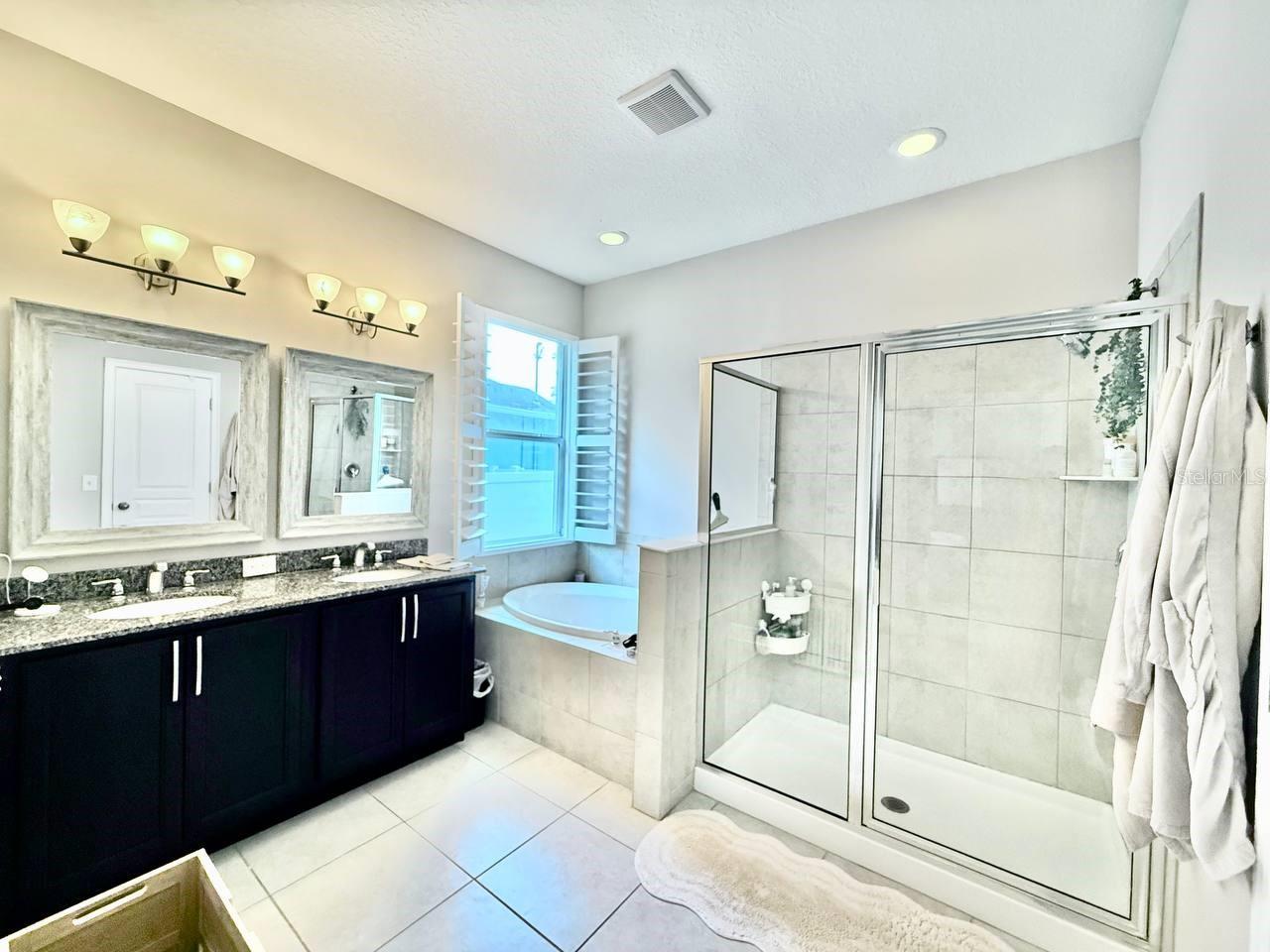 ARLINGTON HEIGHTS - Residential Lease