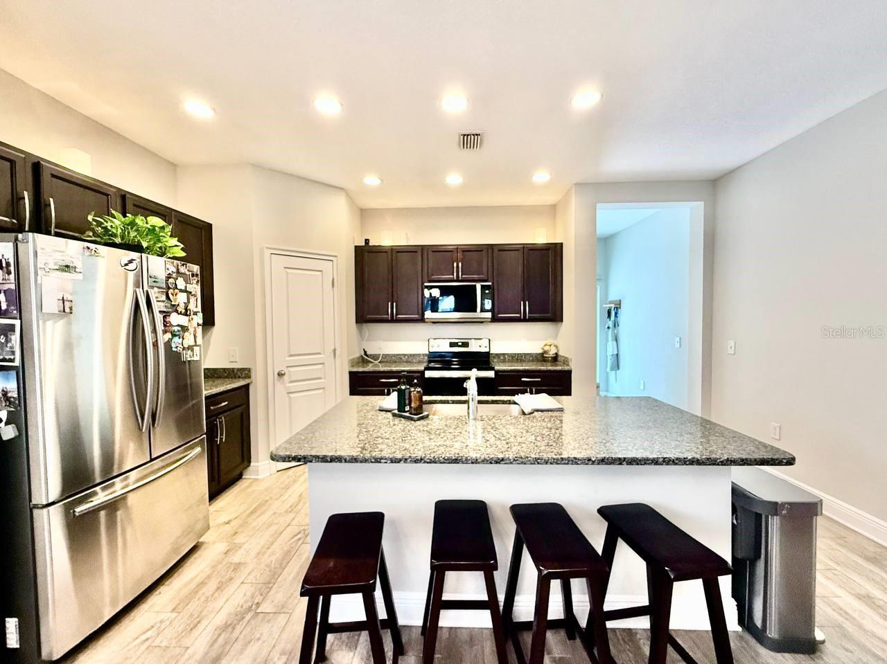 ARLINGTON HEIGHTS - Residential Lease