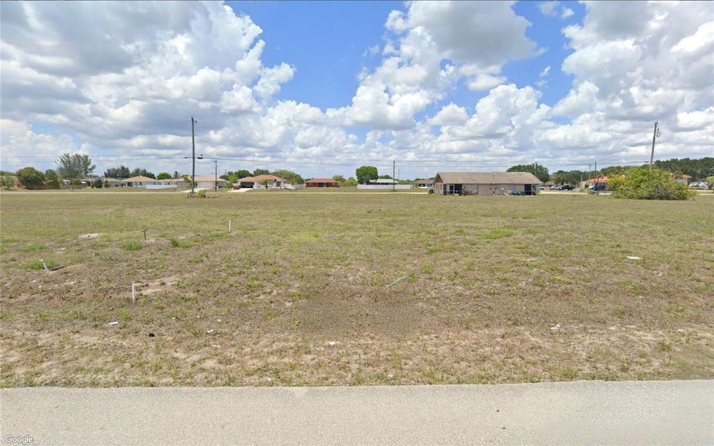 Photo of 1005 NE 15th Lane, Cape Coral, FL 33909 (MLS # TB8448710)