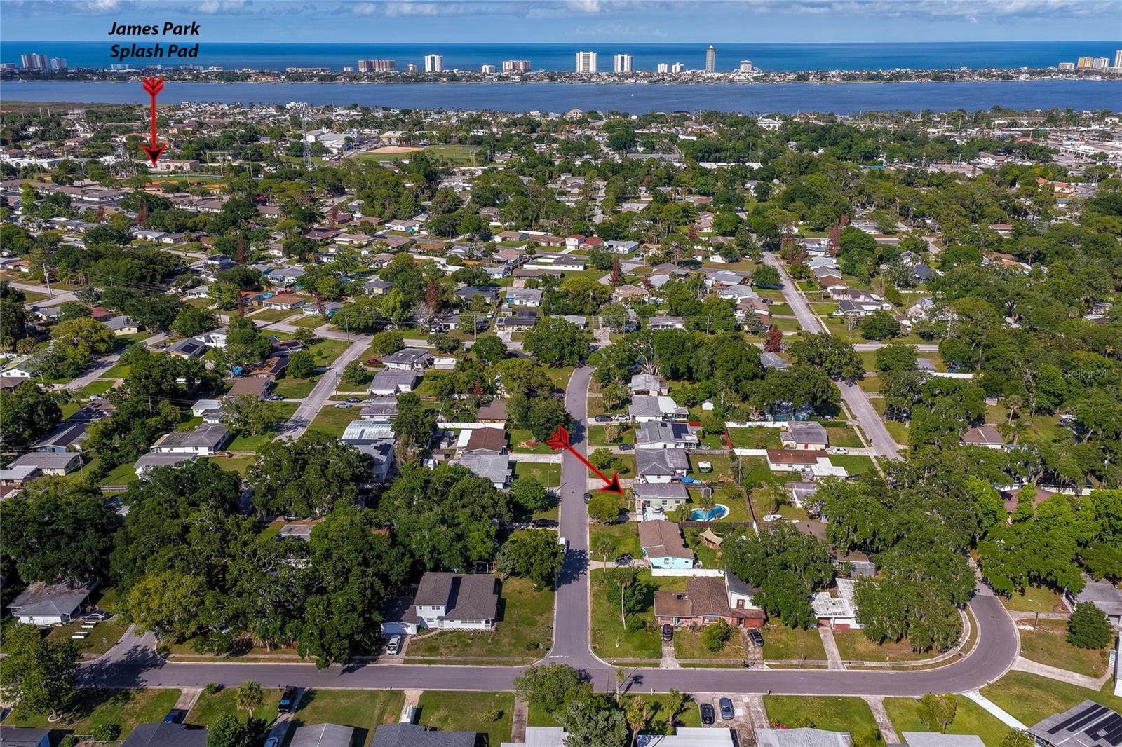 GOLFVIEW SEC 01 - Residential