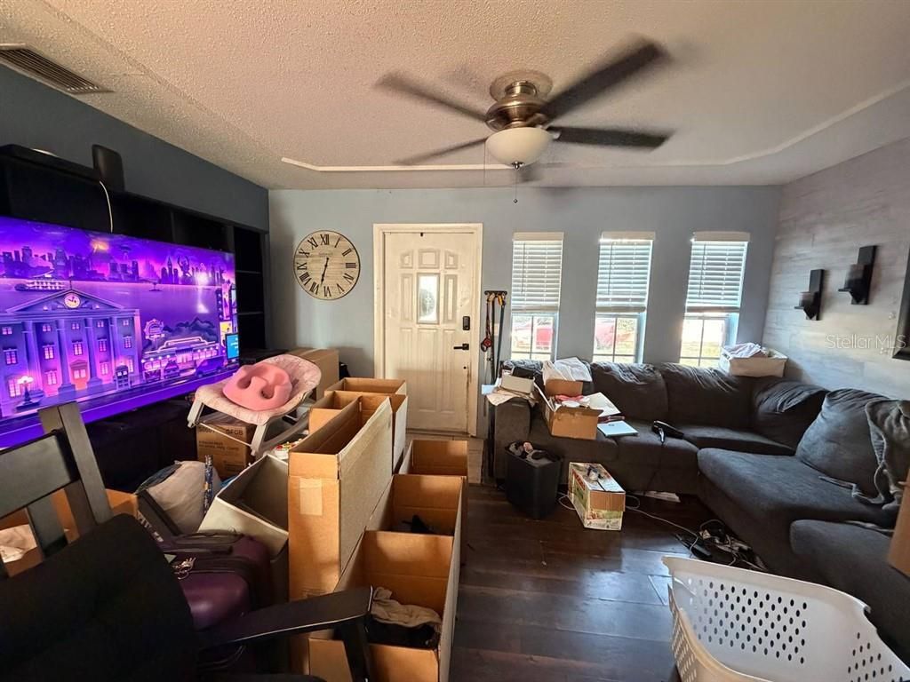 Photo of 108 Inwood Circle, Brandon, FL 33510 (MLS # O6378116)