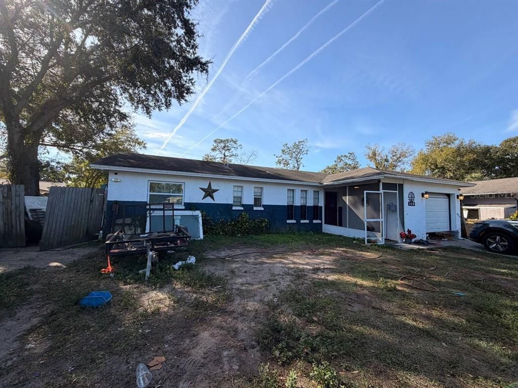 Photo of 108 Inwood Circle, Brandon, FL 33510 (MLS # O6378116)
