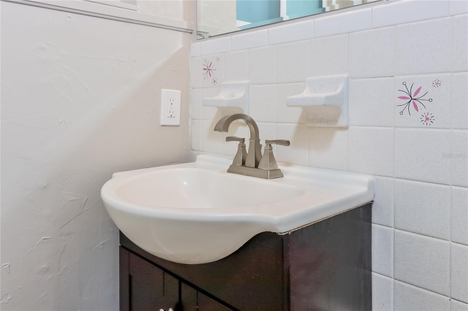 LAKE KEEN SUB UNIT - Residential Lease