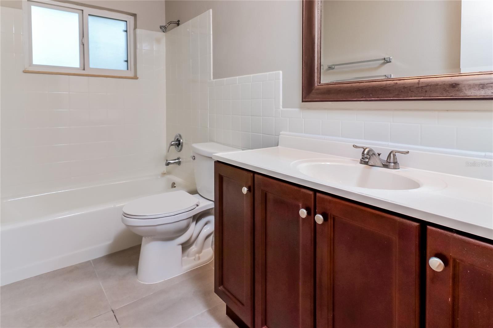 LAKE KEEN SUB UNIT - Residential Lease