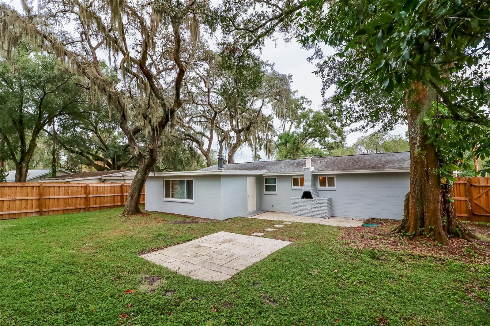 LAKE KEEN SUB UNIT - Residential Lease