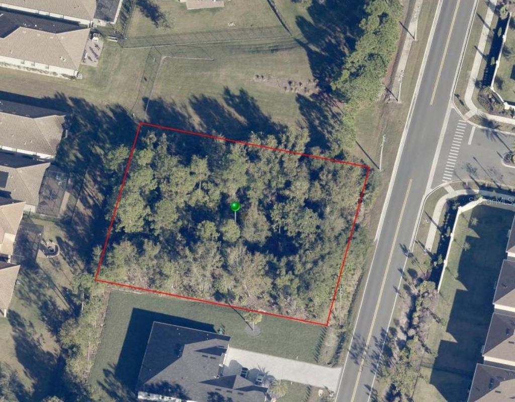 Photo of 402 Fort Florida Road, Debary, FL 32713 (MLS # V4946372)