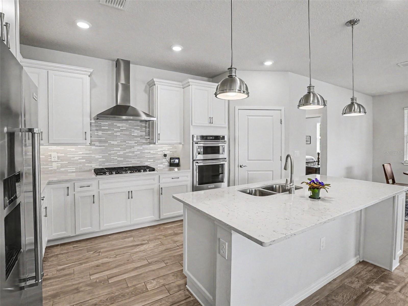6261 CITRUS GROVE COURT