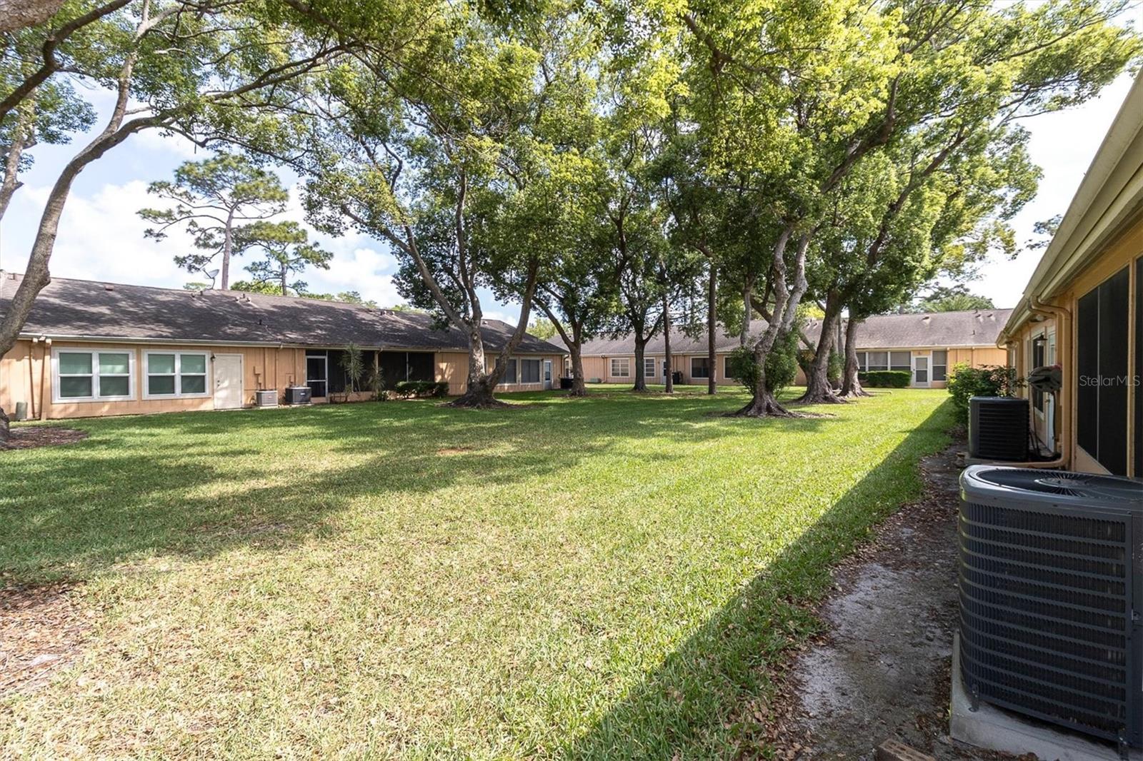 HERITAGE LAKE - Residential