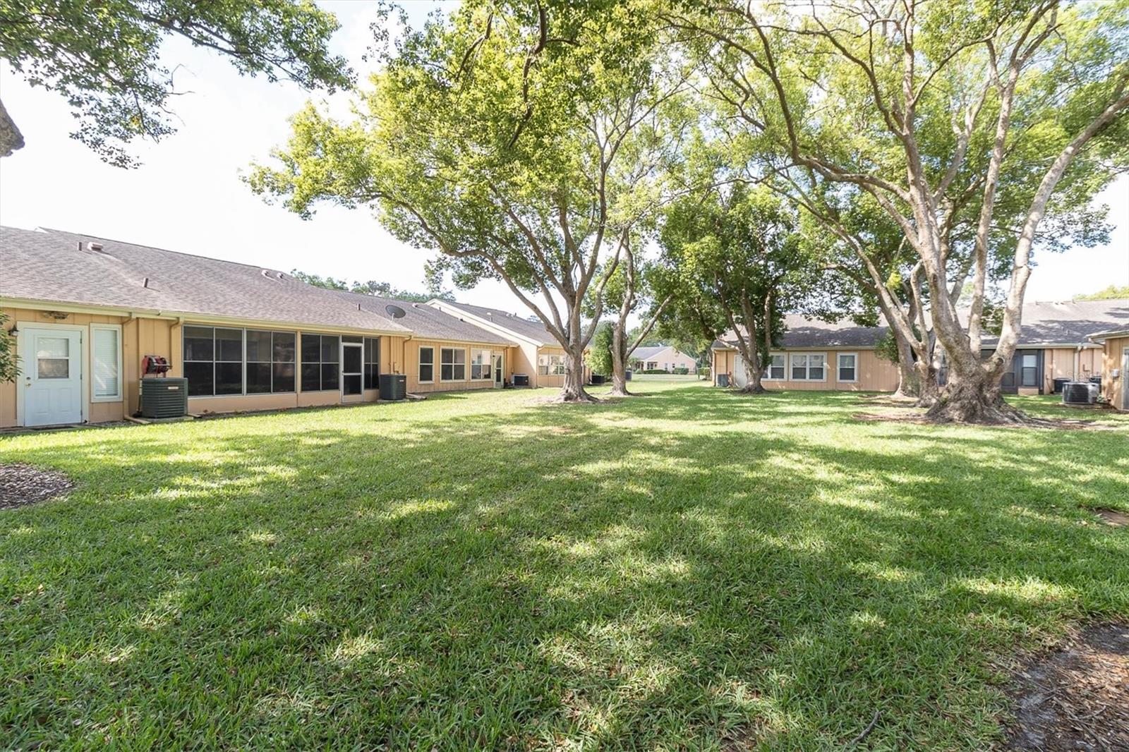 HERITAGE LAKE - Residential