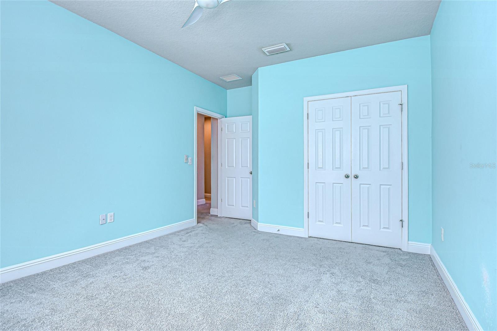 RESERVE AT HUNTERS LAKE - Residential