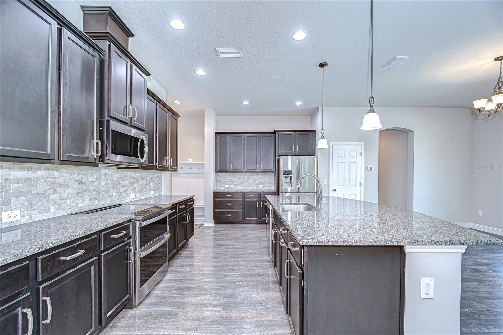 RESERVE AT HUNTERS LAKE - Residential