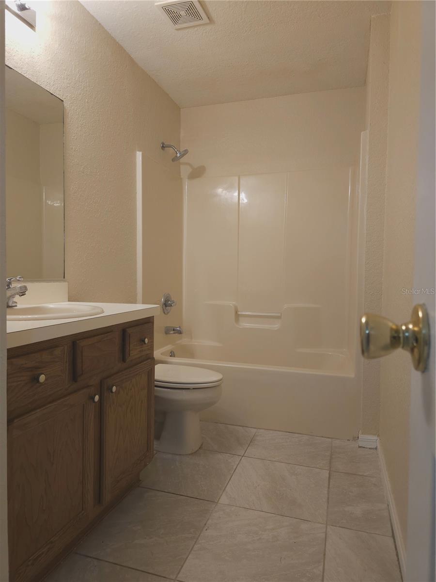 SILVER SPGS SHORES 19 - Residential Lease