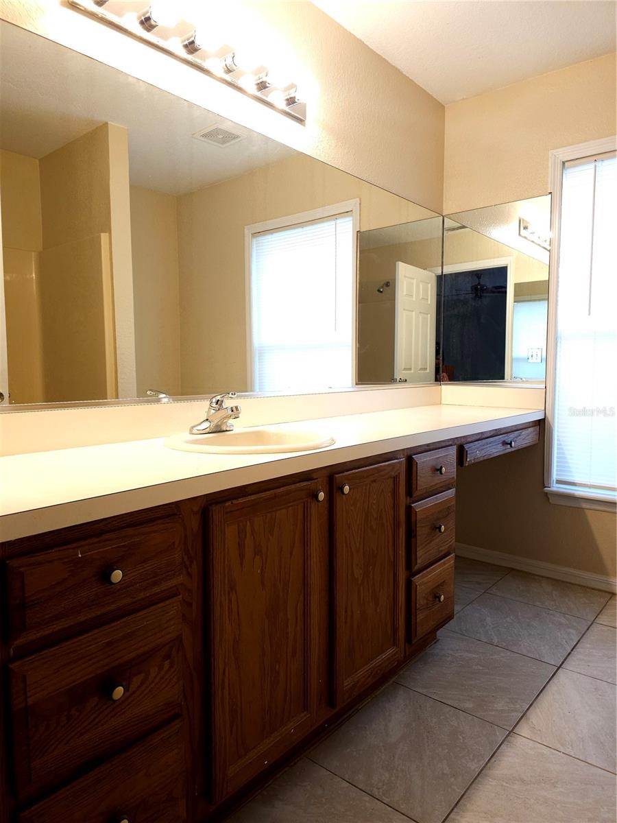 SILVER SPGS SHORES 19 - Residential Lease