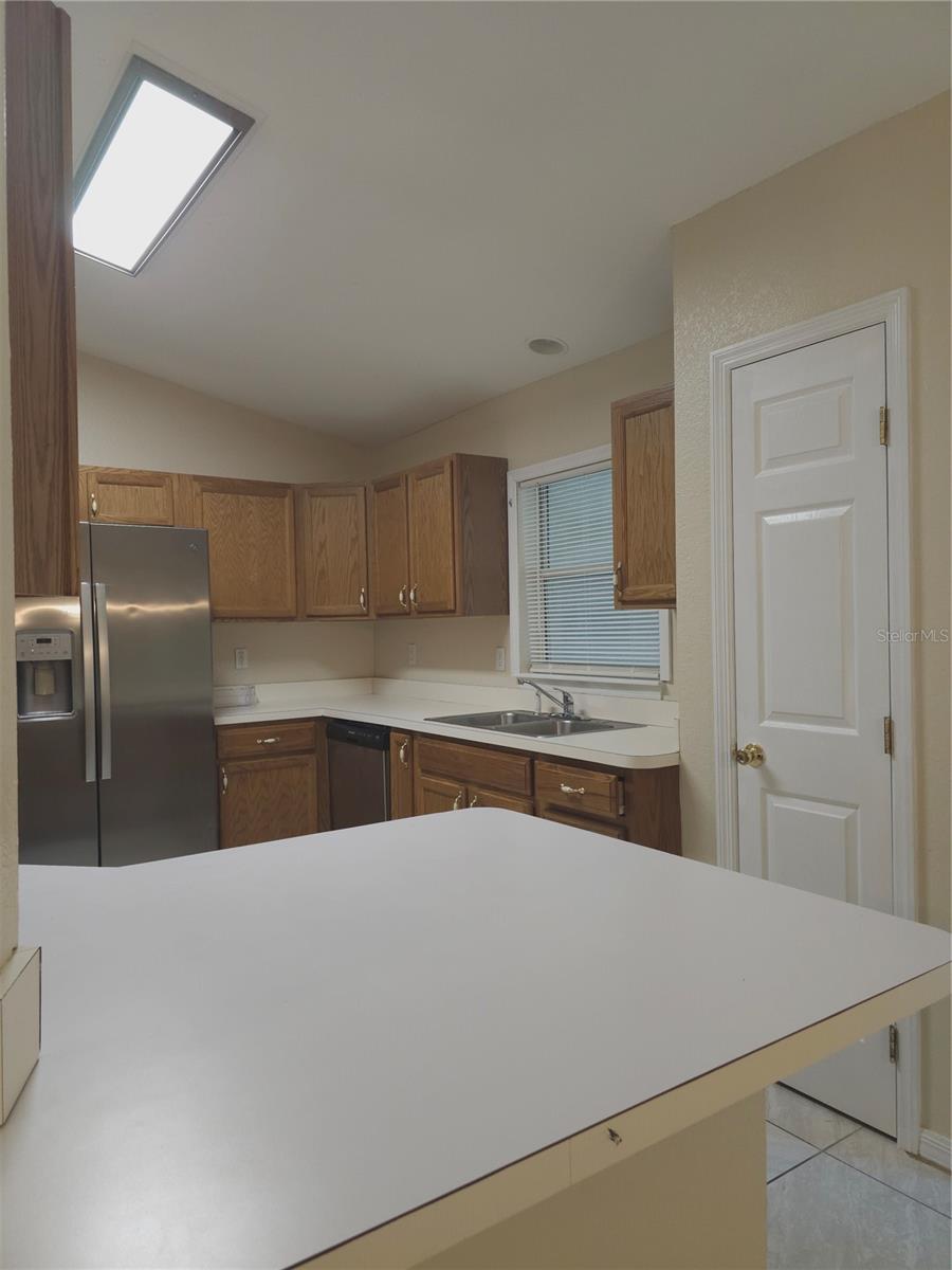 SILVER SPGS SHORES 19 - Residential Lease