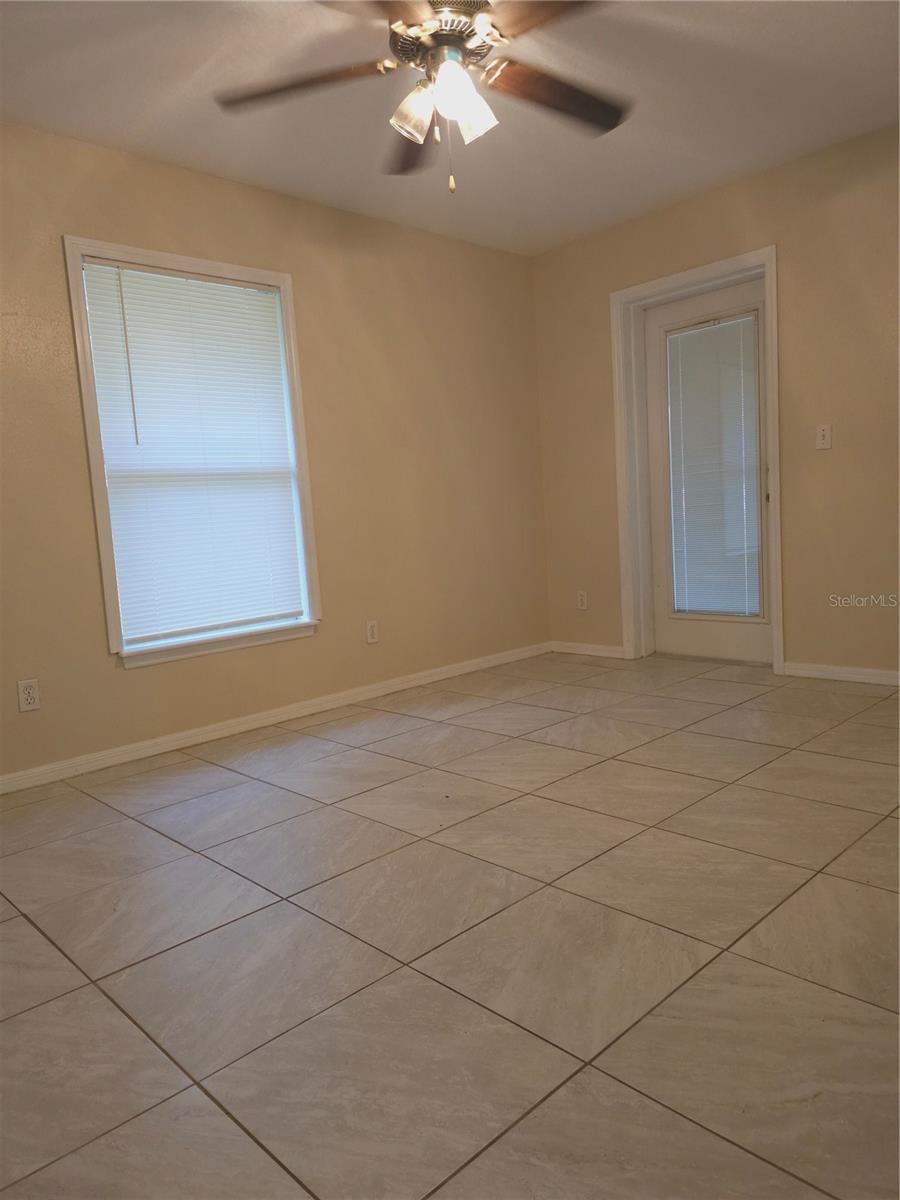 SILVER SPGS SHORES 19 - Residential Lease