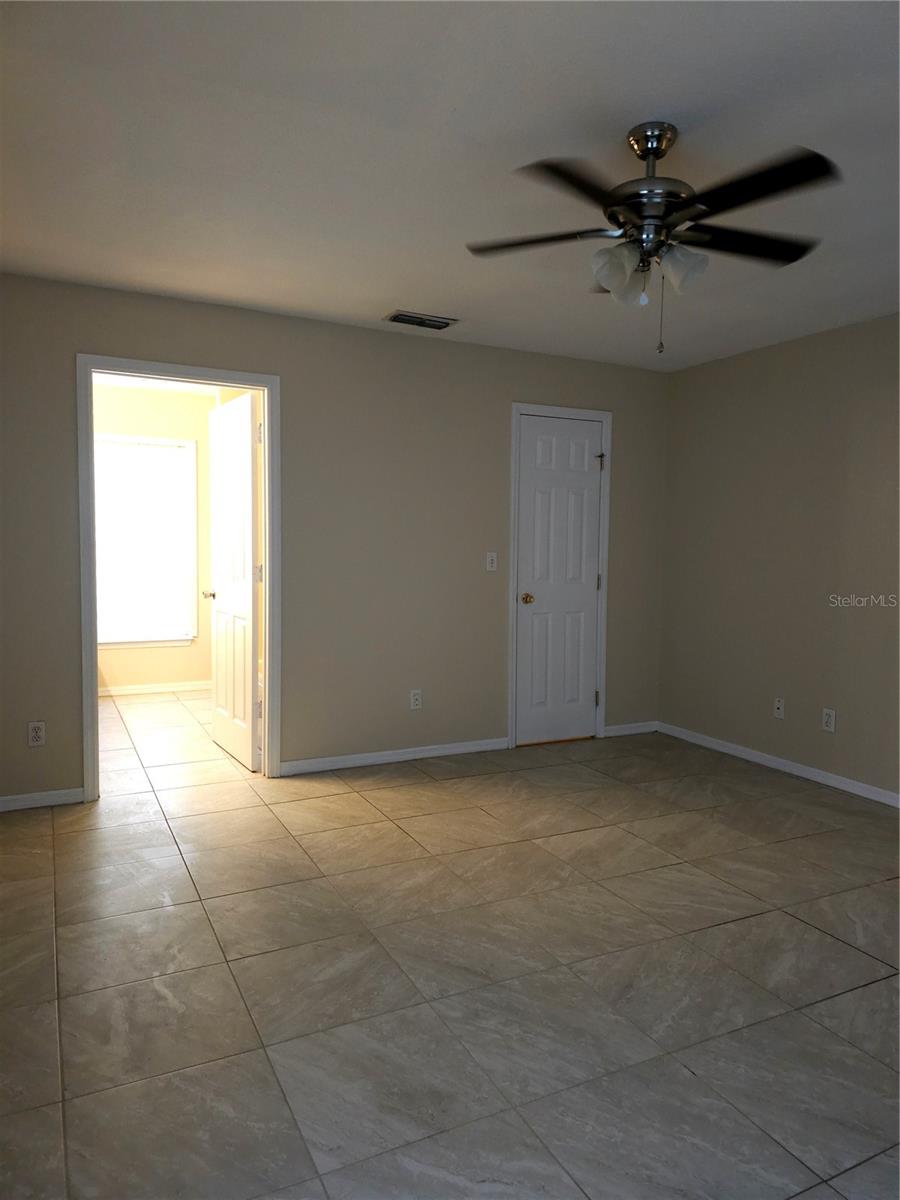 SILVER SPGS SHORES 19 - Residential Lease