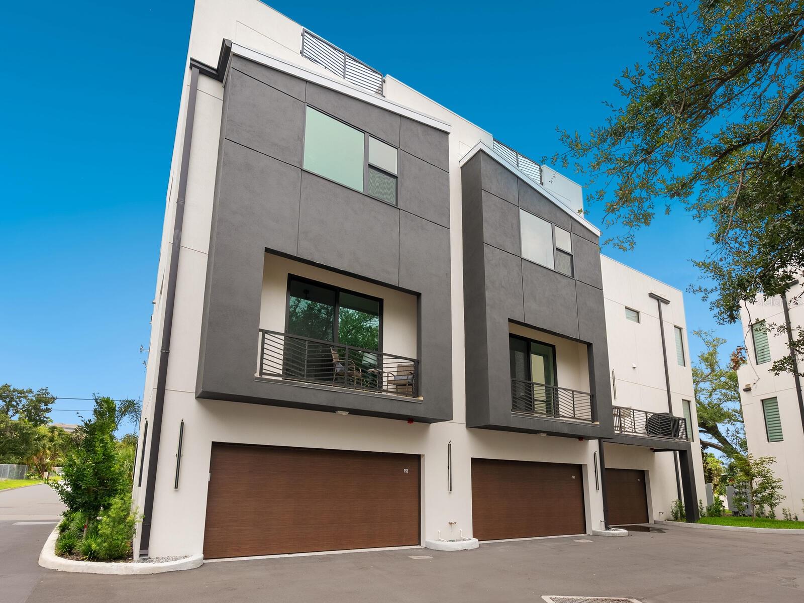 PREMIER ON MAIN - Residential