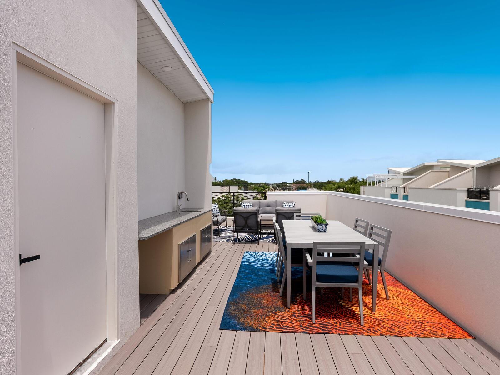 PREMIER ON MAIN - Residential