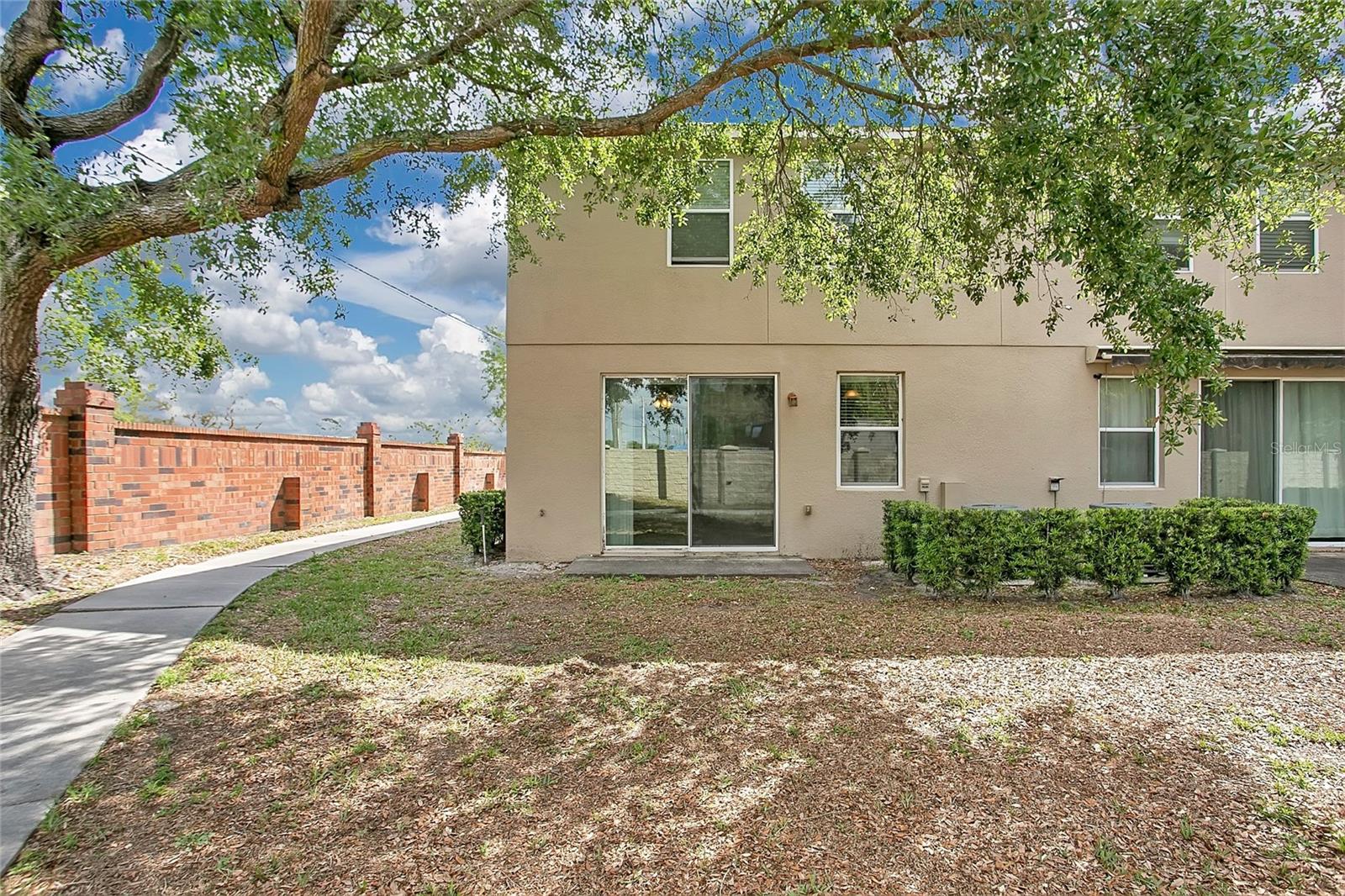 THE PARKE AT HANOVER PLACE - Residential