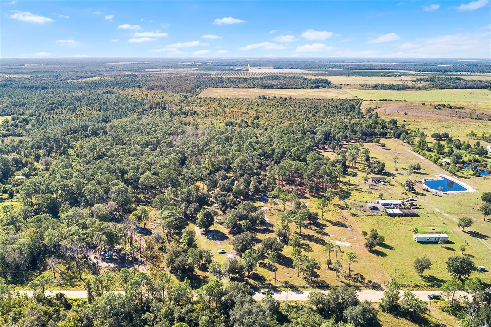 OAKRIDGE ESTATES - Land