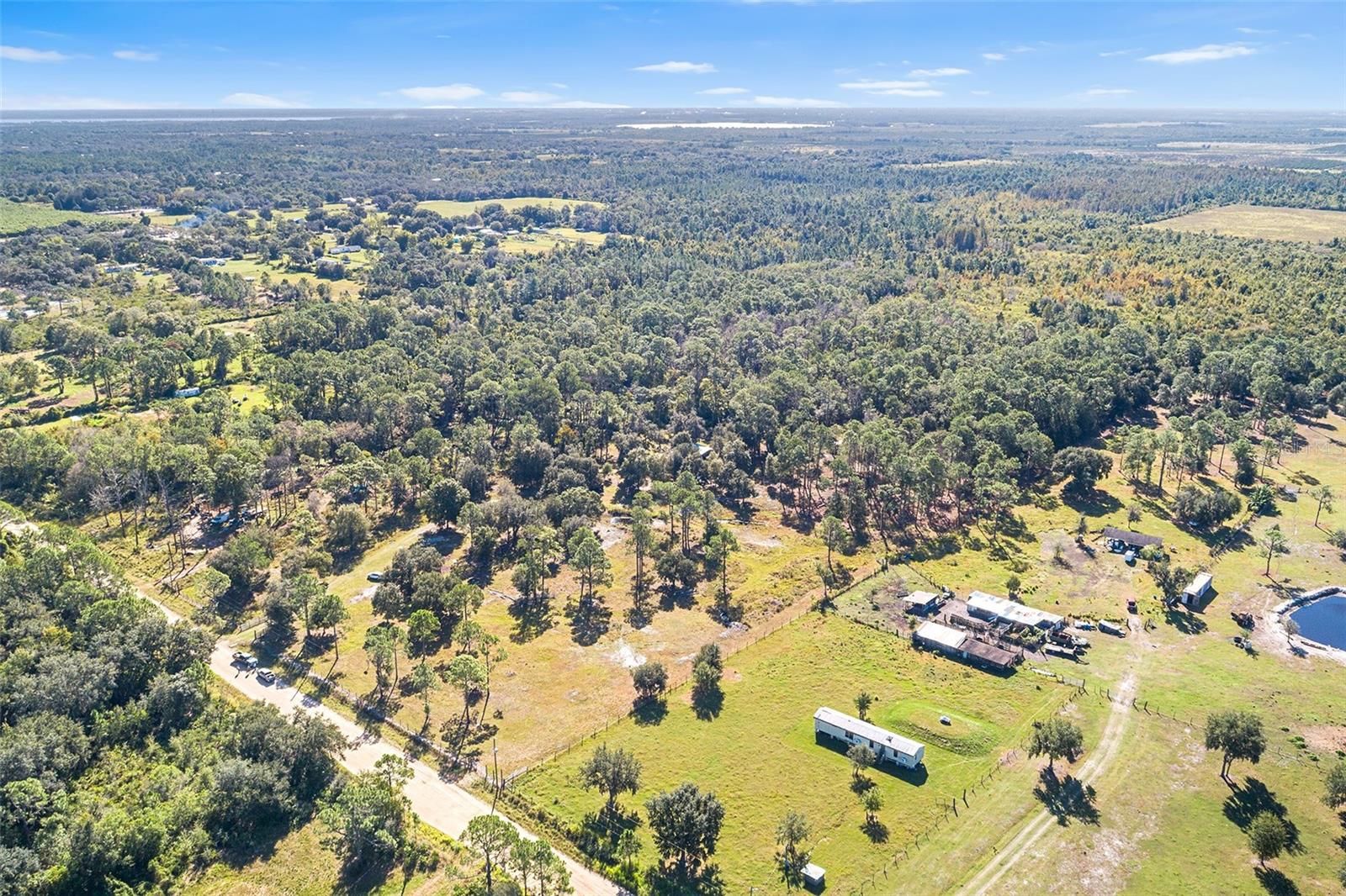 OAKRIDGE ESTATES - Land