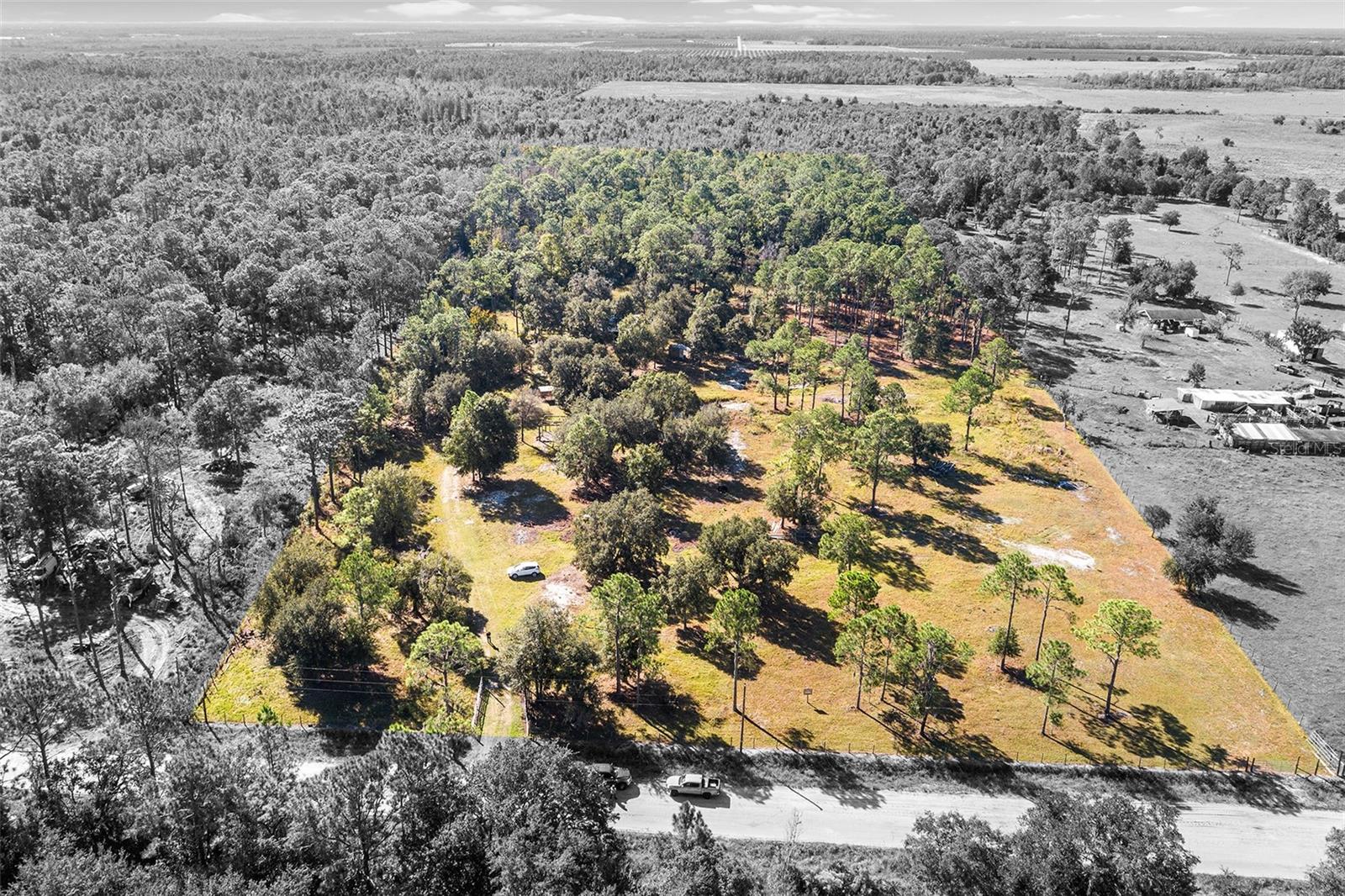 OAKRIDGE ESTATES - Land