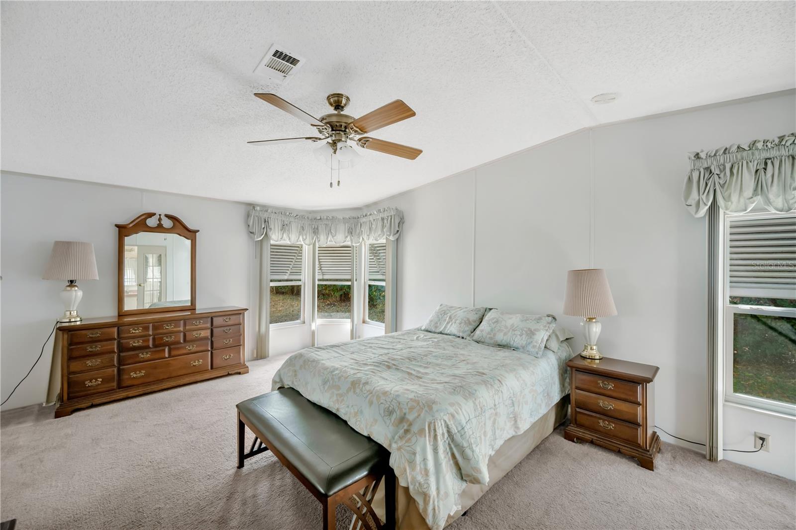 FOXWOOD LAKE ESTATES - Residential