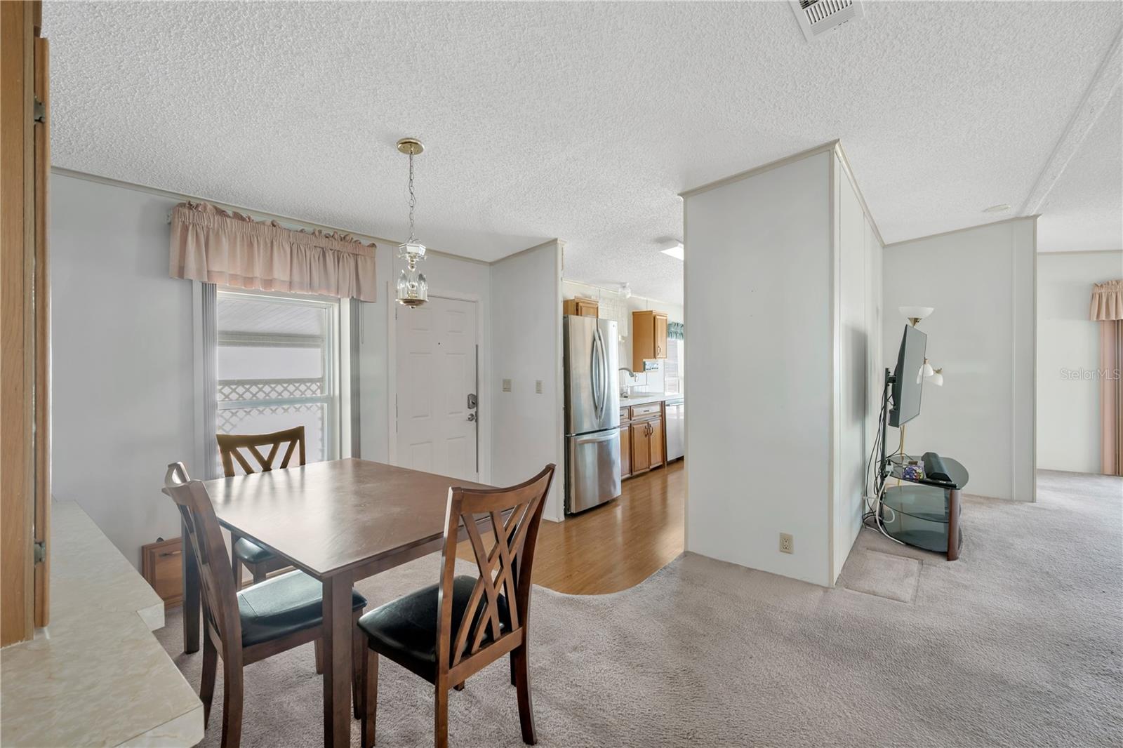 FOXWOOD LAKE ESTATES - Residential