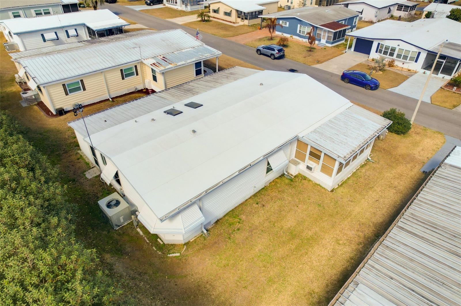 FOXWOOD LAKE ESTATES - Residential