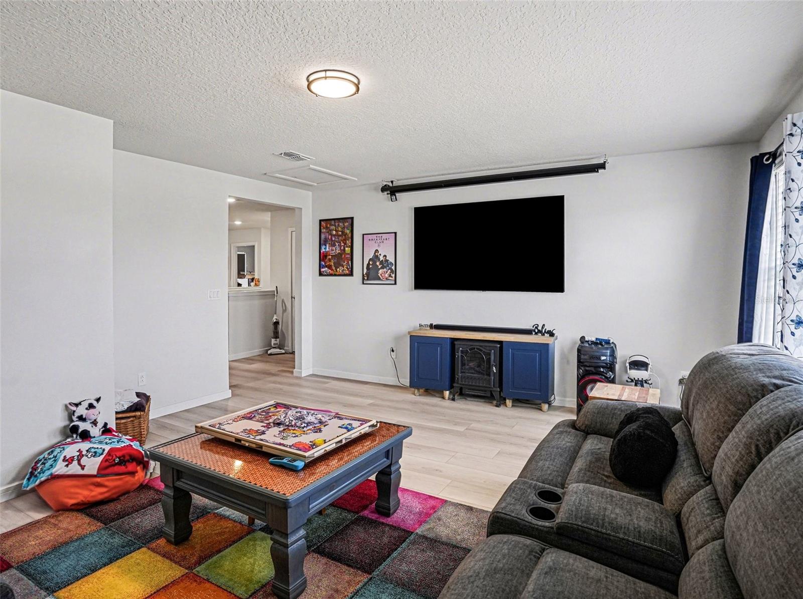 SAVANNAH PALMS - Residential