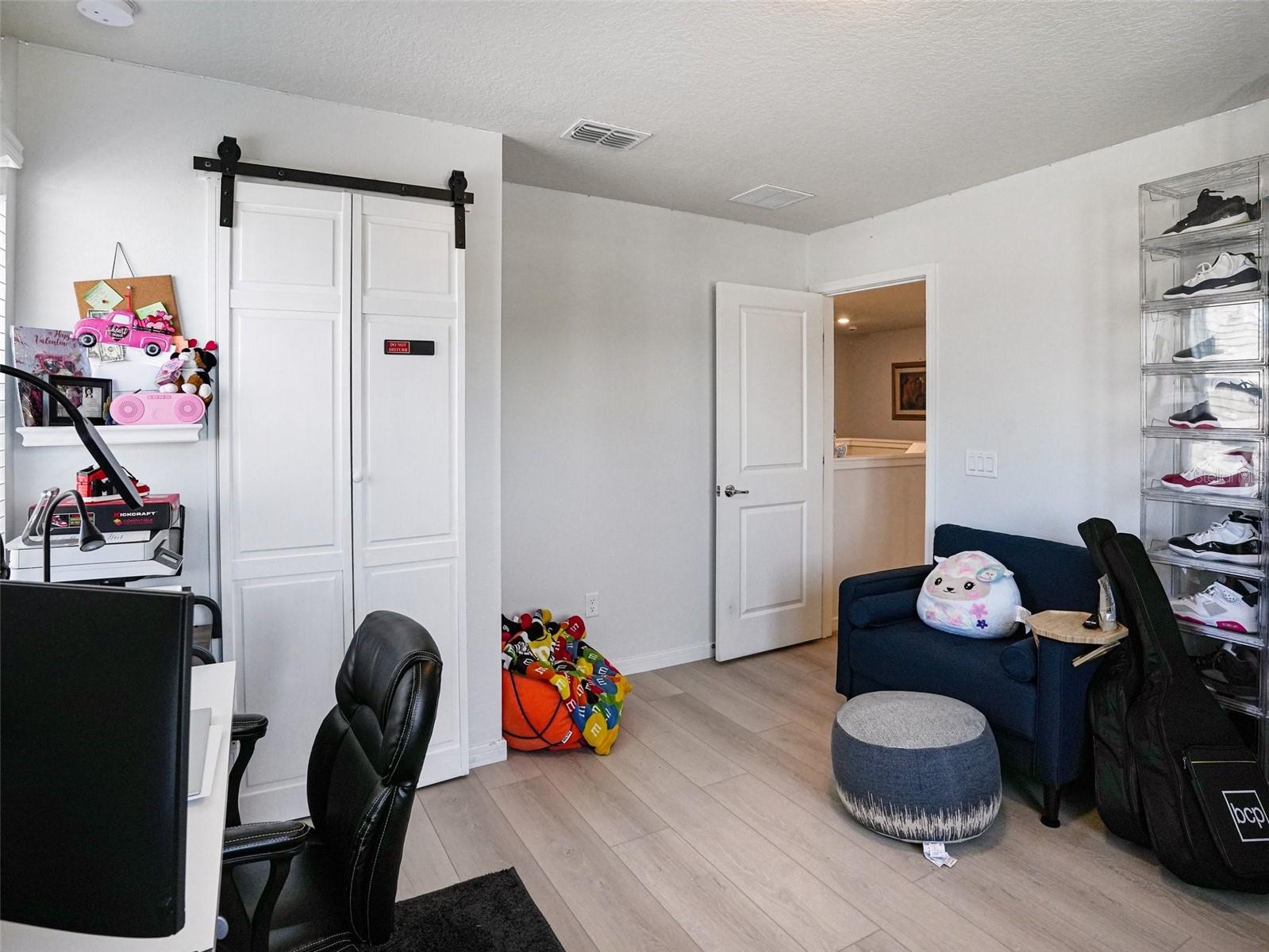 SAVANNAH PALMS - Residential