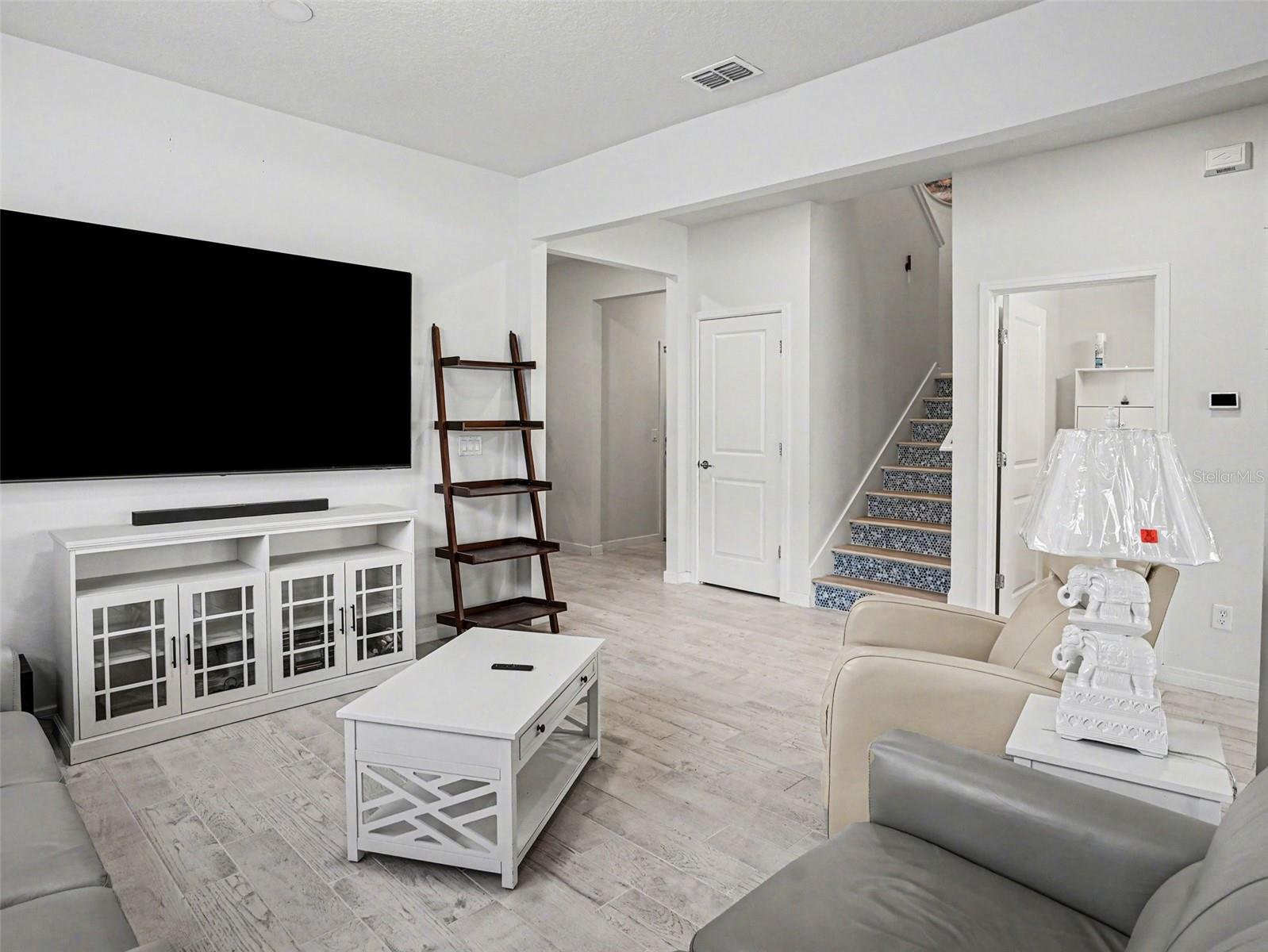 1457 GRAND PALM DRIVE