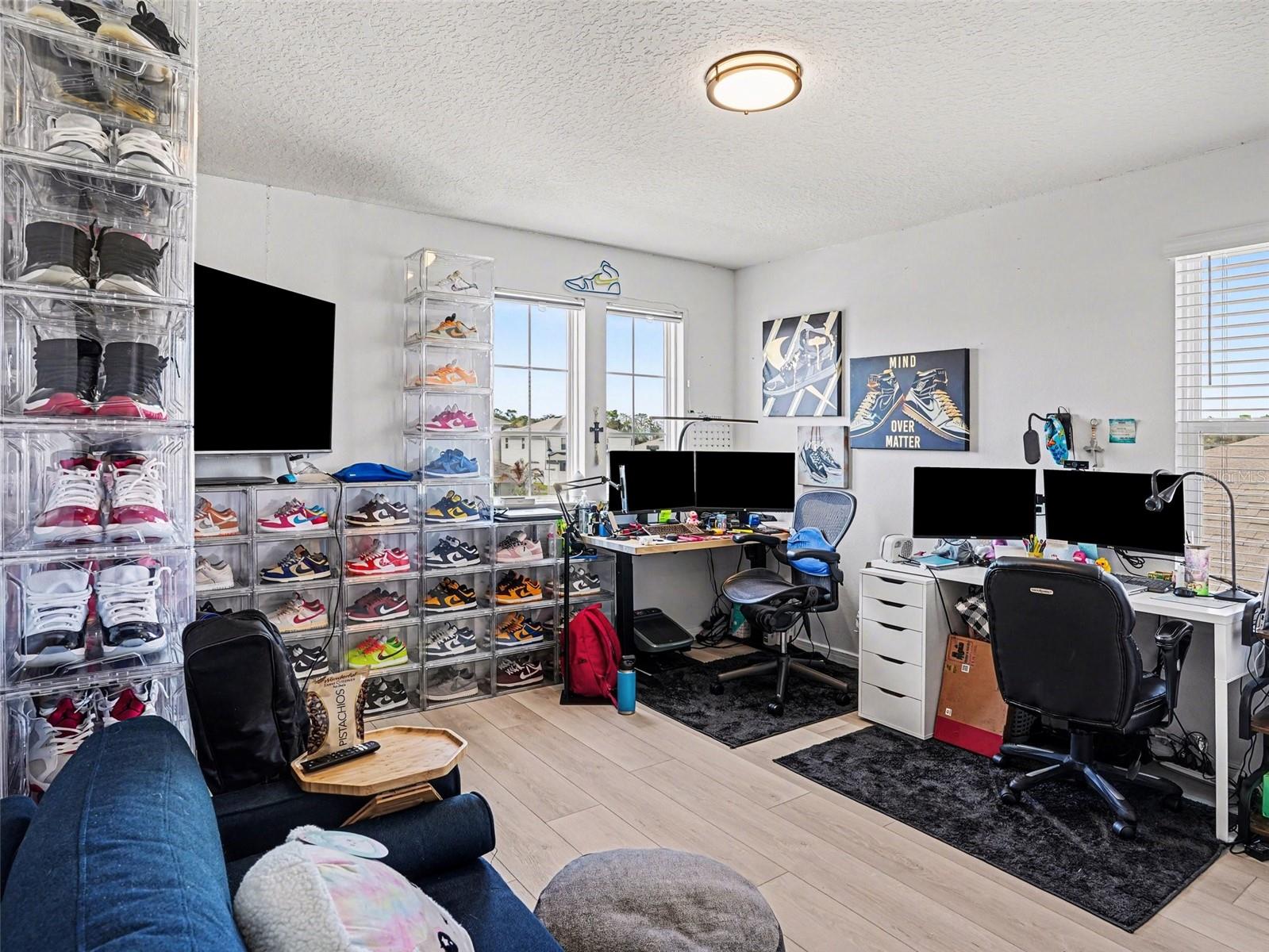 SAVANNAH PALMS - Residential