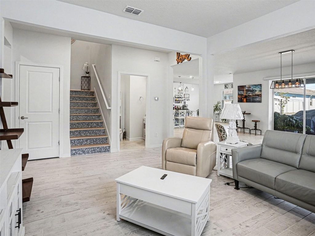 Photo of 1457 Grand Palm Drive, Orlando, FL 32828 (MLS # O6386297)