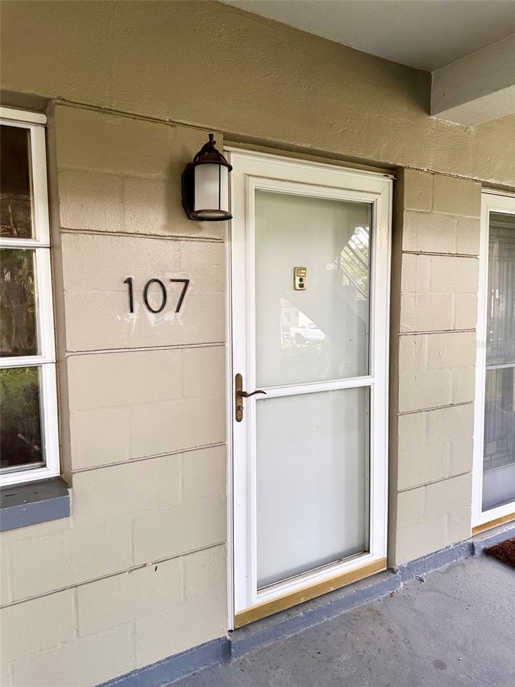 Photo of 450 32nd Avenue N #107W, St Petersburg, FL 33704 (MLS # TB8512980)