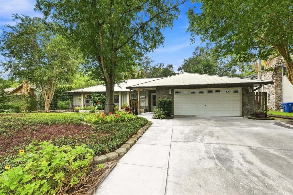 Photo of 2107 W Fore Drive, Tampa, FL 33612 (MLS # TB8536483)