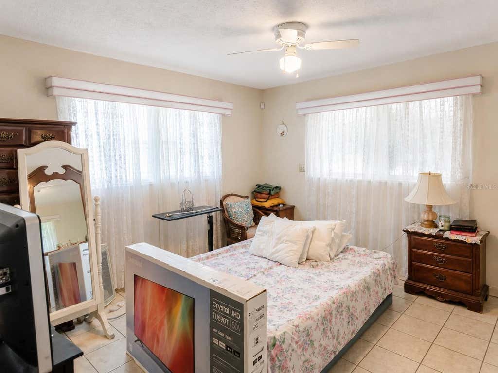 Photo of 6035 7th Street S, St Petersburg, FL 33705 (MLS # TB8529804)