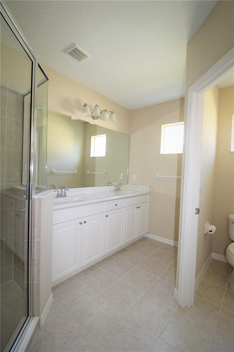 SILVERLEAF PH I-A - Residential Lease