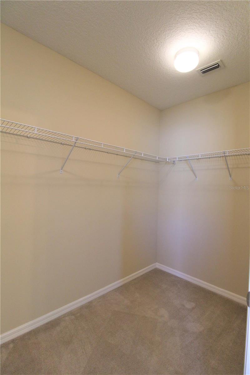 SILVERLEAF PH I-A - Residential Lease