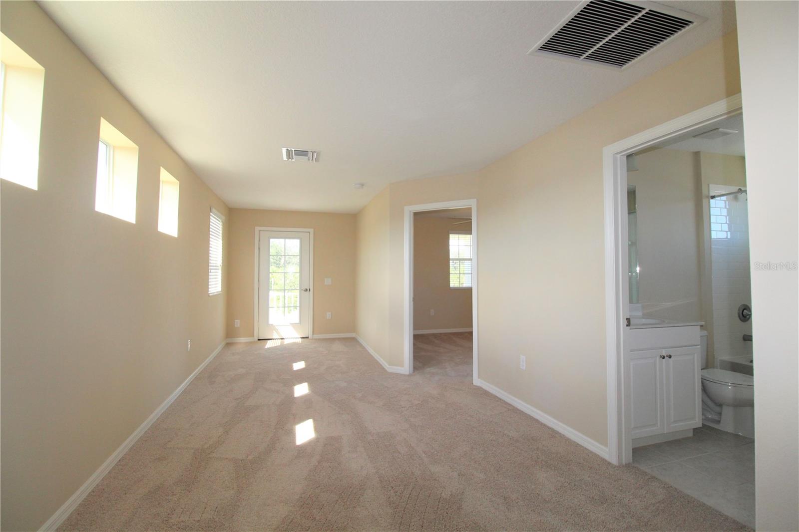 SILVERLEAF PH I-A - Residential Lease